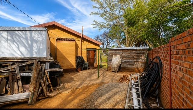 4 Bedroom Property for Sale in Pellissier Free State